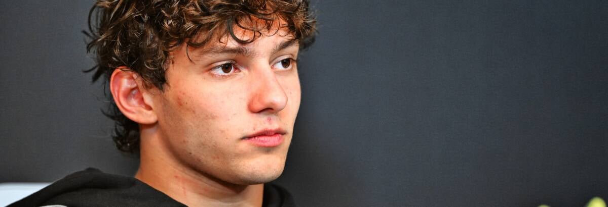 F1: Antonelli acredita que disputa com Russell seguiria até a última volta no Canadá F1: Antonelli acredita que disputa com Russell seguiria até a última volta no Canadá