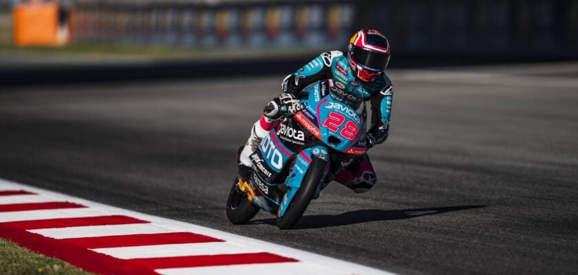 Moto3: Quiles dá o bote no final e vence agitado GP da Catalunha