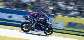 Moto2: Guevara vence de forma dominante GP da França em Le Mans