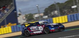 Bassani é segunda colocada na corrida 2 da Porsche Cup em Le Mans
