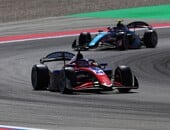 F2: Van Hoepen lidera único treino livre em Barcelona