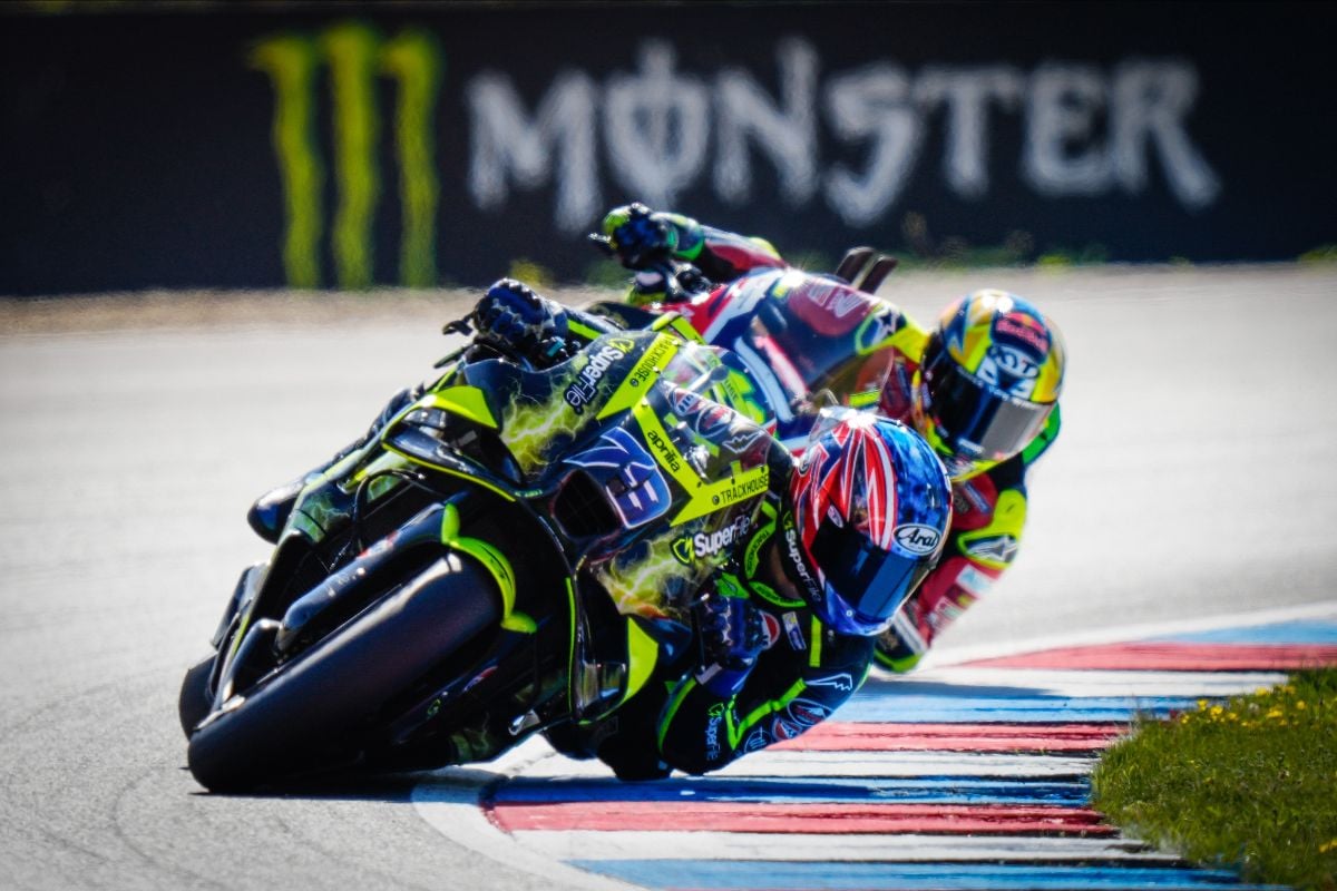 MotoGP: Ogura lidera sexta-feira do GP da Tchéquia. Moreira fica no top-10