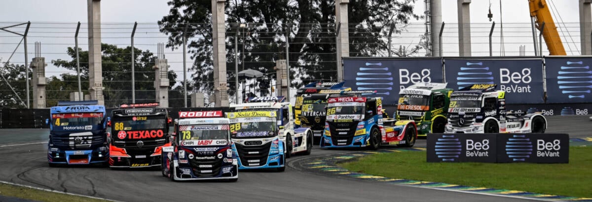 Análise: um raio caiu duas vezes no mesmo lugar na Copa Truck em Interlagos Análise: um raio caiu duas vezes no mesmo lugar na Copa Truck em Interlagos