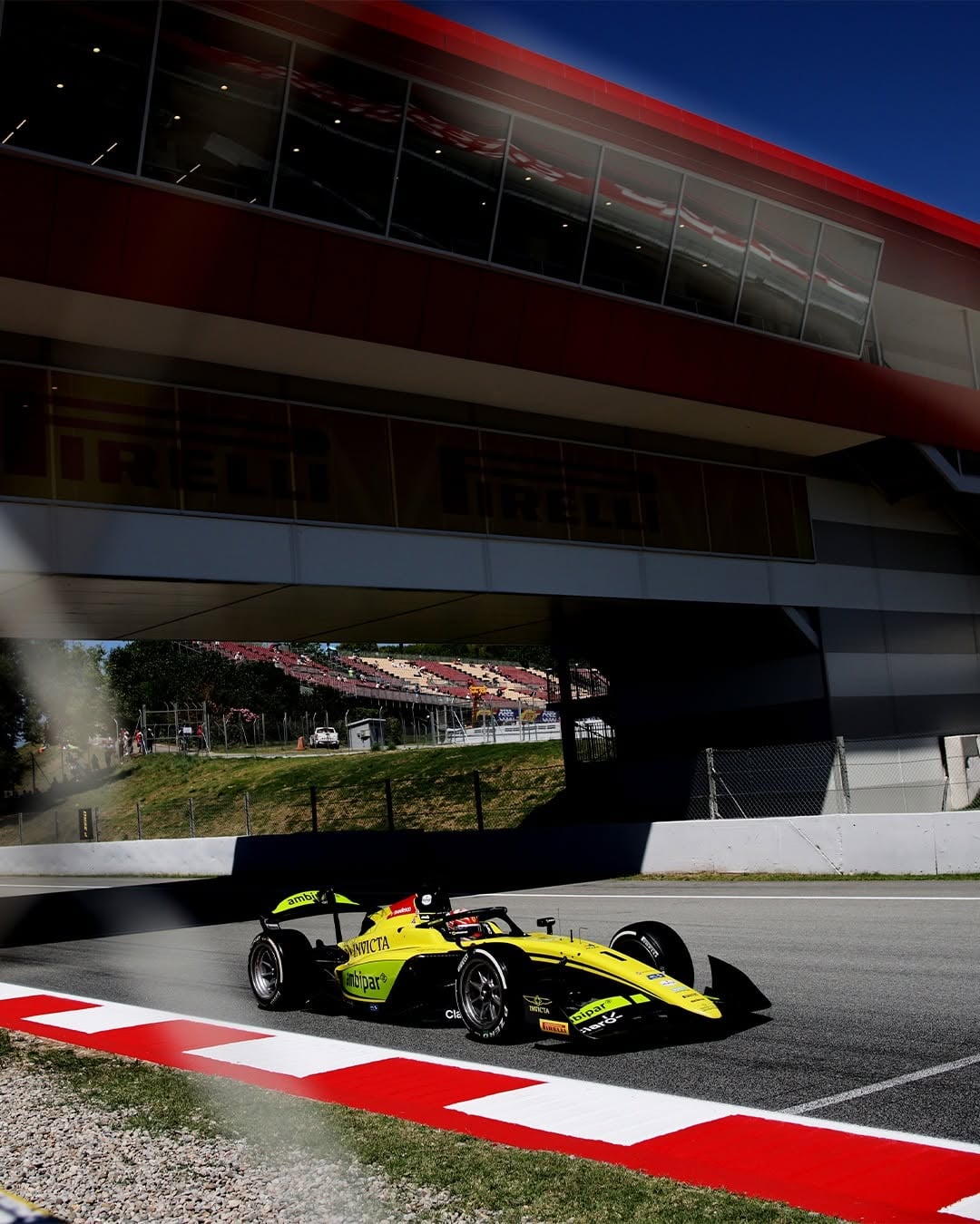 Após vitória, Rafael Câmara busca se aproximar do líder da F2 na Áustria Rafael Câmara
