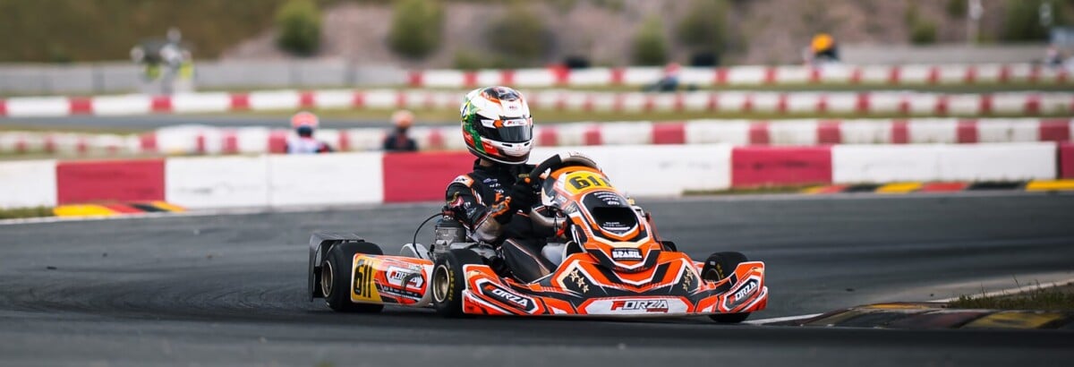 Francisco Rocha mostra velocidade e superação na 3ª etapa do Europeu de Kart Francisco Rocha mostra velocidade e superação na 3ª etapa do Europeu de Kart