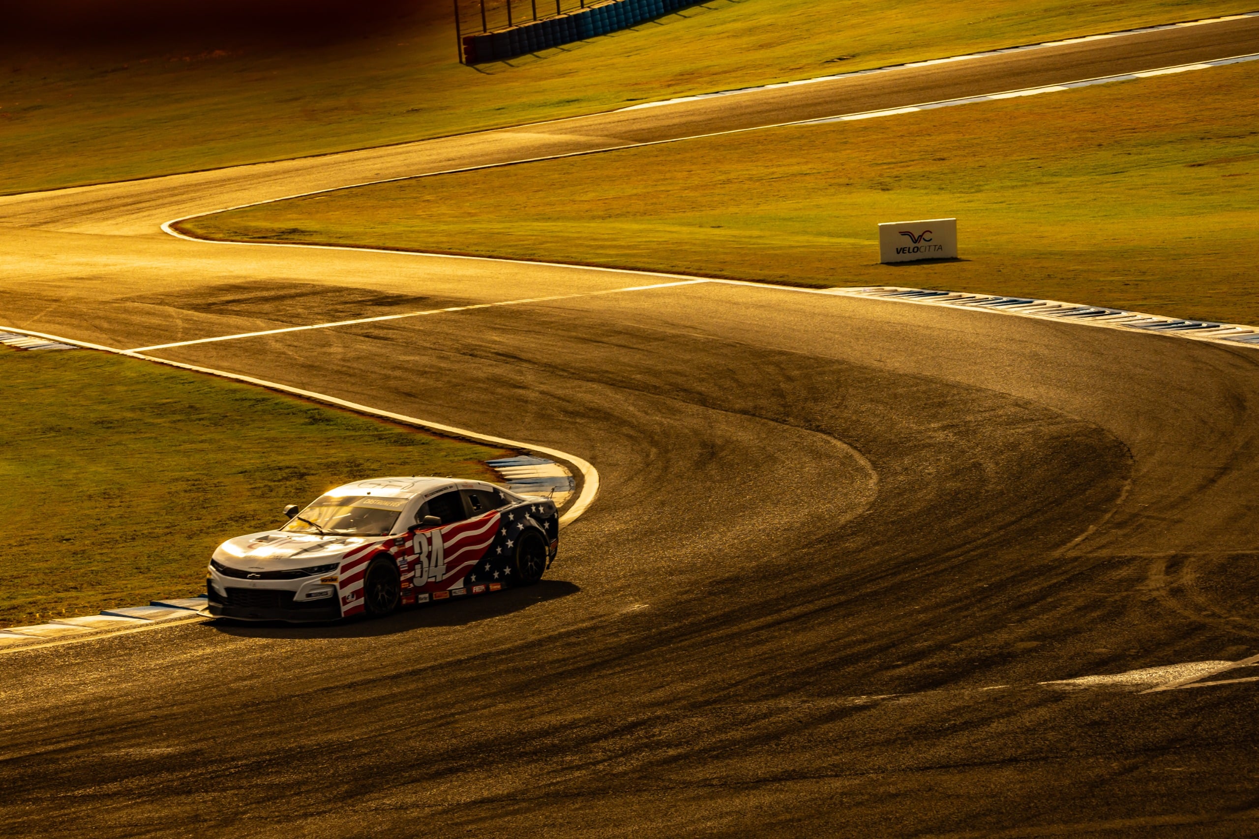 NASCAR Brasil: Gui Backes lidera segundo treino no Velocitta