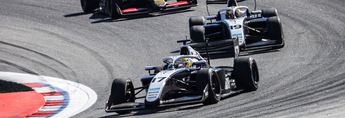 F3: Pedro Clerot escala dez posições na Sprint e mira top-10 na corrida principal em Barcelona F3: Pedro Clerot escala dez posições na Sprint e mira top-10 na corrida principal em Barcelona