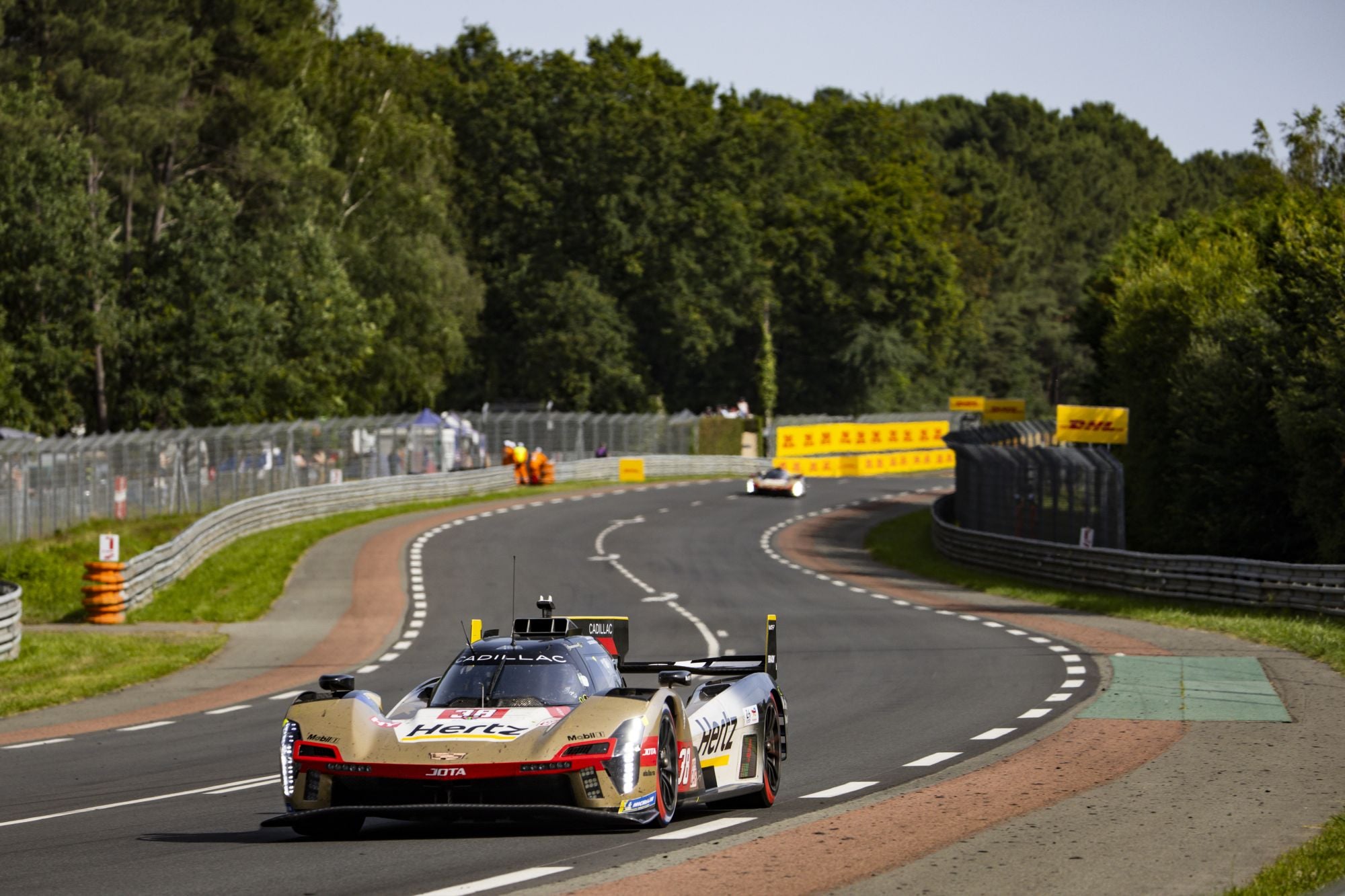 24 Horas de Le Mans: Cadillac lidera disputa na metade da corrida