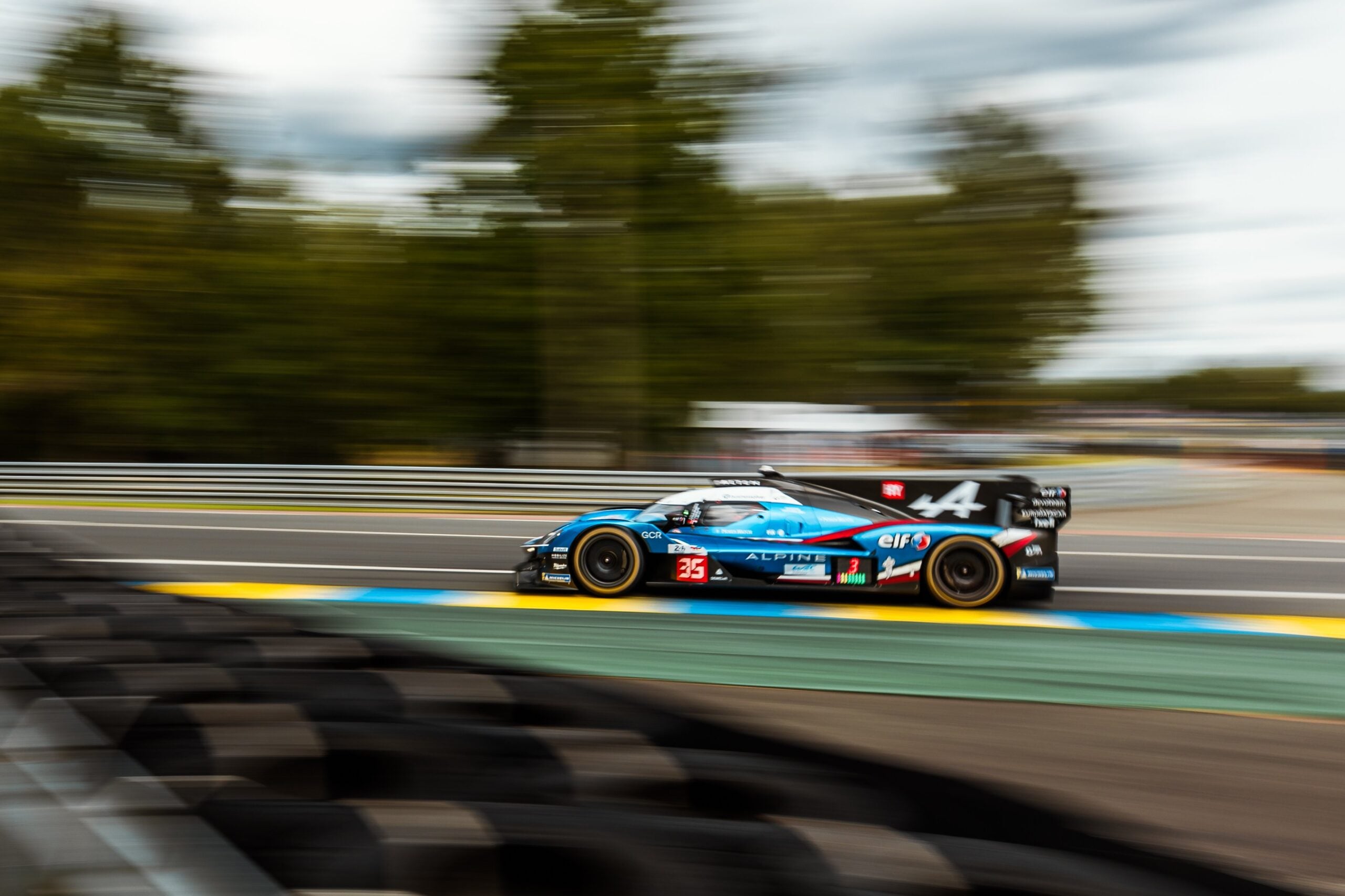Alpine lidera primeira rodada da classificação para as 24 Horas de Le Mans