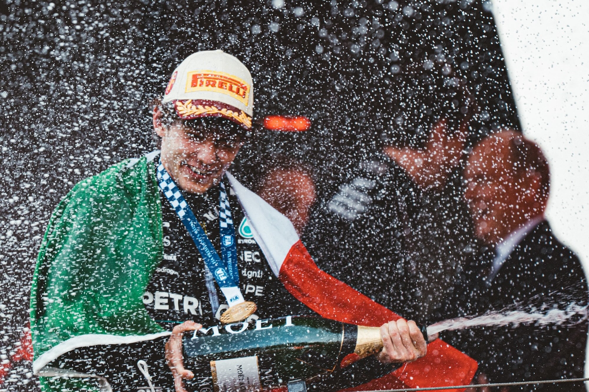 F1: Antonelli se incomoda com comparações a Ayrton Senna F1: Antonelli se incomoda com comparações a Ayrton Senna