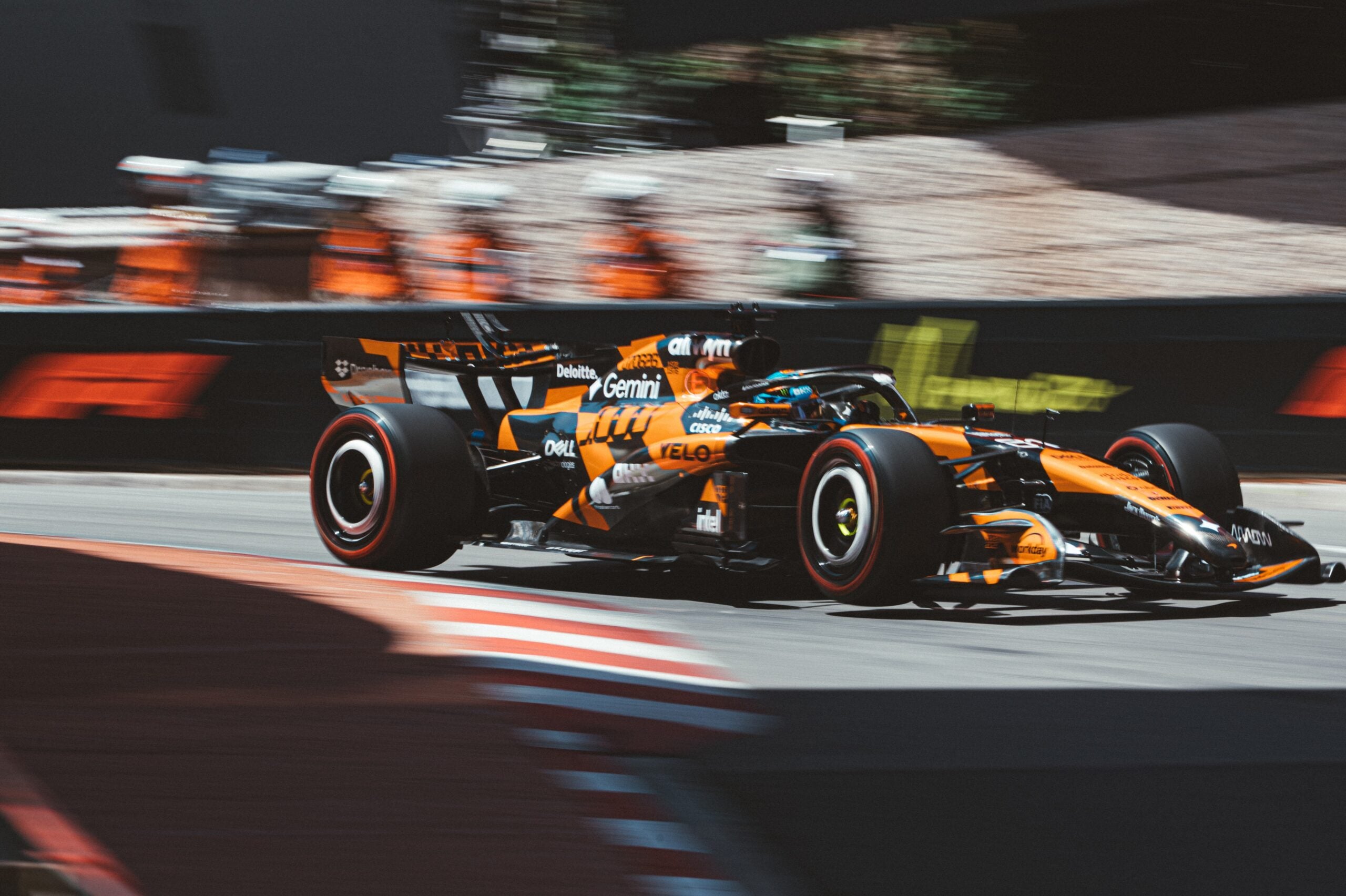 F1: Pilotos comentam problema no asfalto de Mônaco e Piastri dispara: “Inaceitável”
