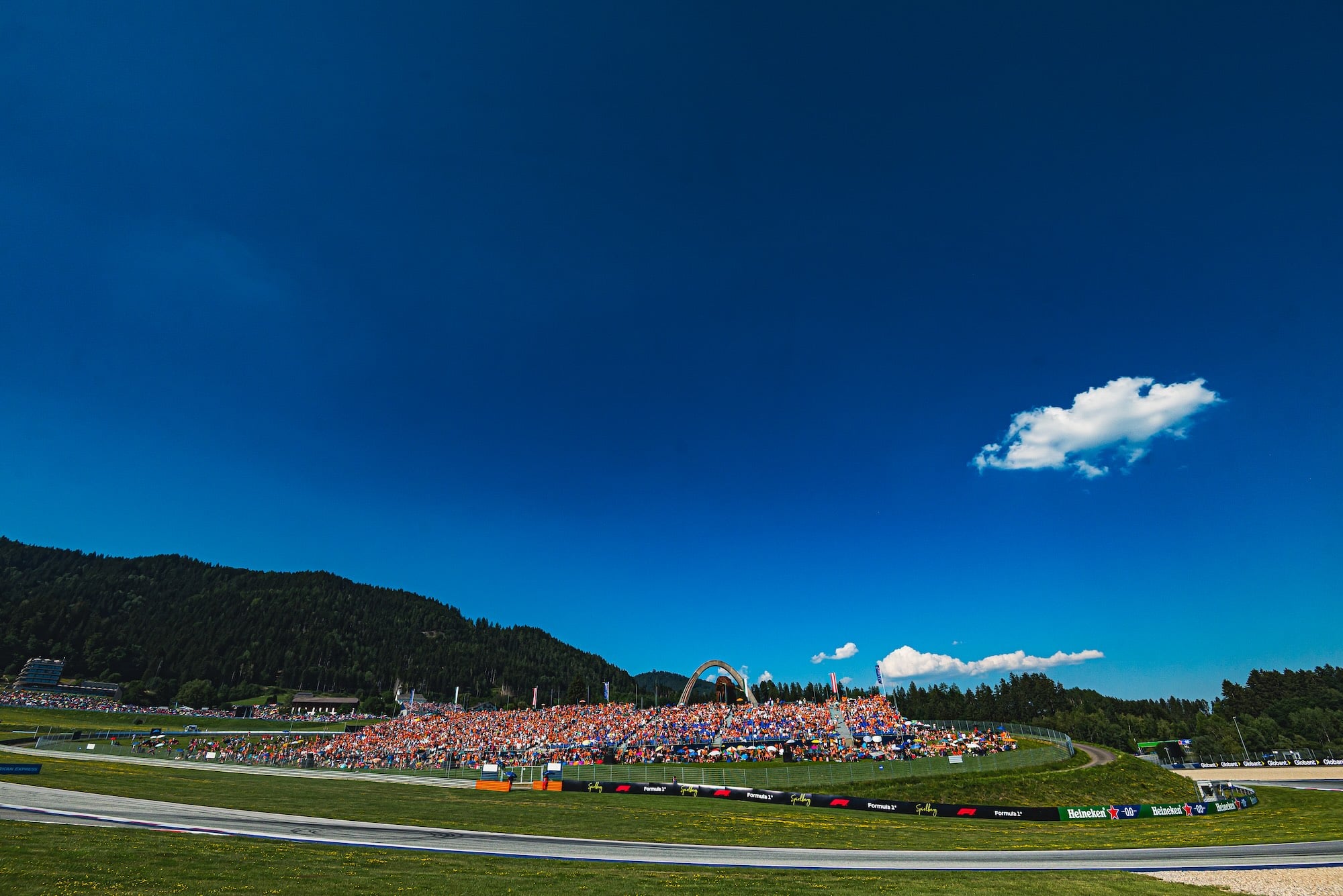 F1: Confira as imagens deste sábado do GP da Áustria 2026