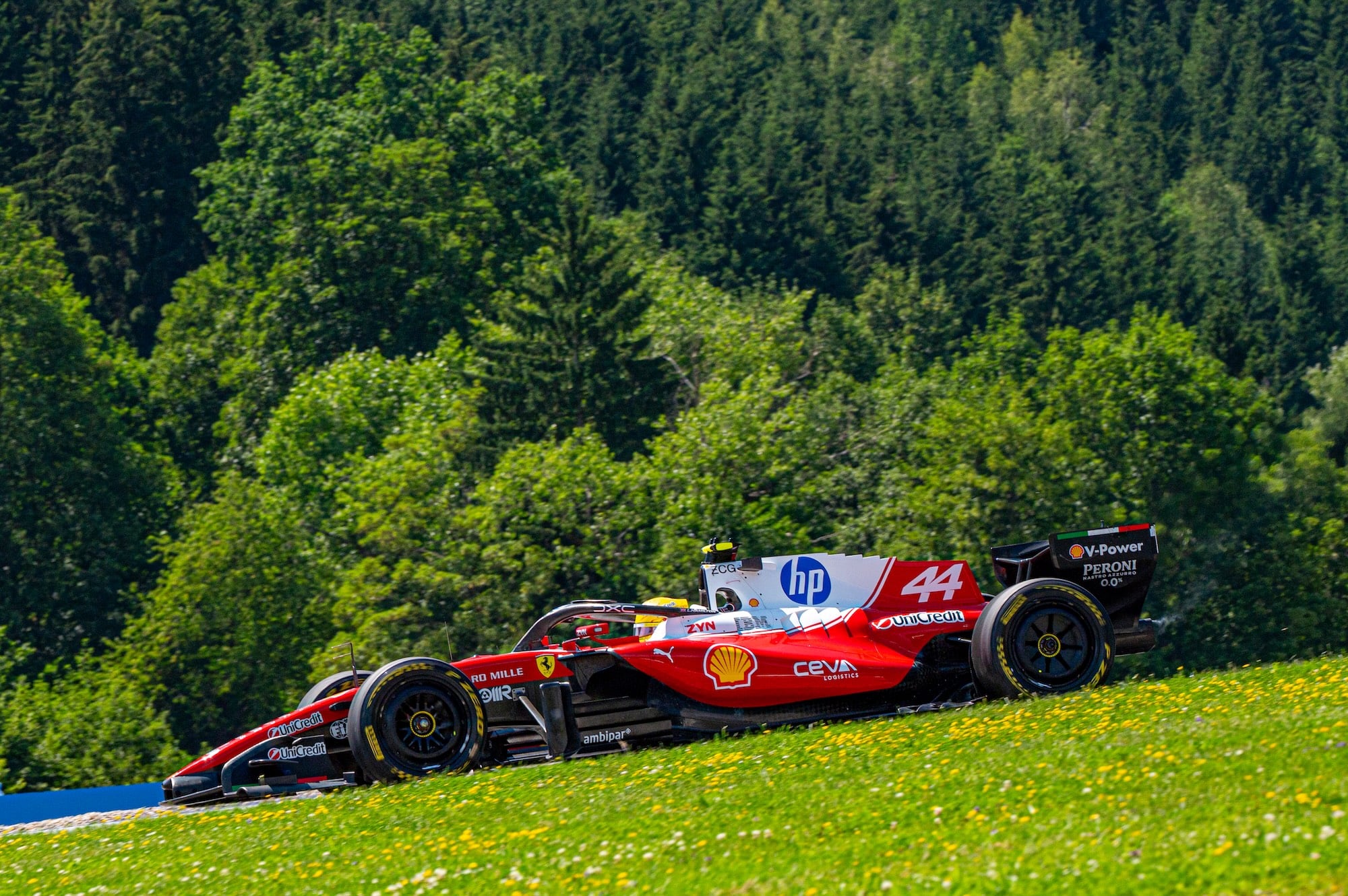F1: Mercedes vira favorita após treinos na Áustria
