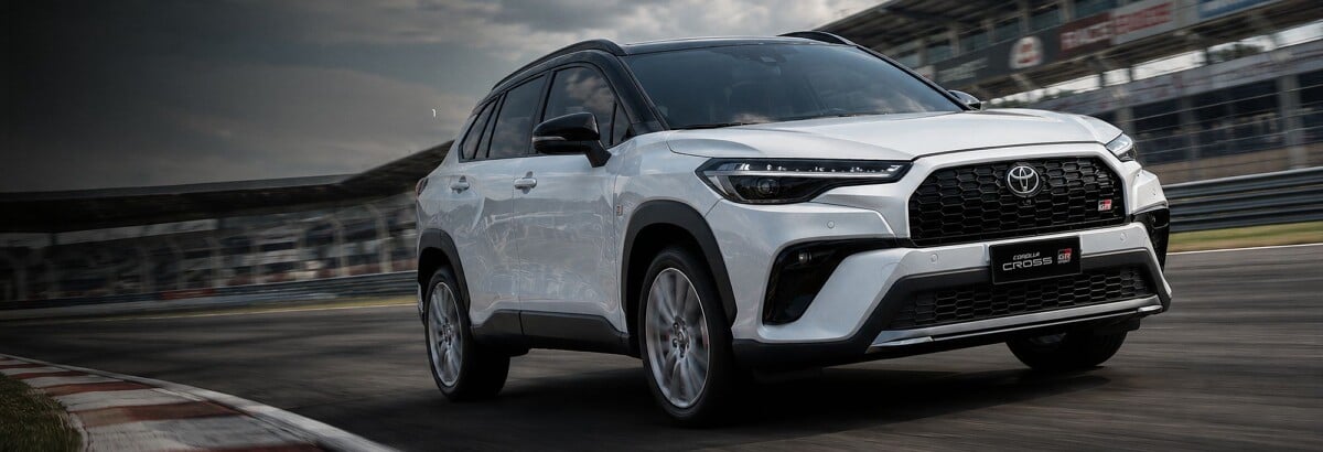 Toyota Corolla Cross é atualizado para linha 2027 e versão GR Sport do SUV traz novo visual Toyota Corolla Cross é atualizado para linha 2027 e versão GR Sport do SUV traz novo visual