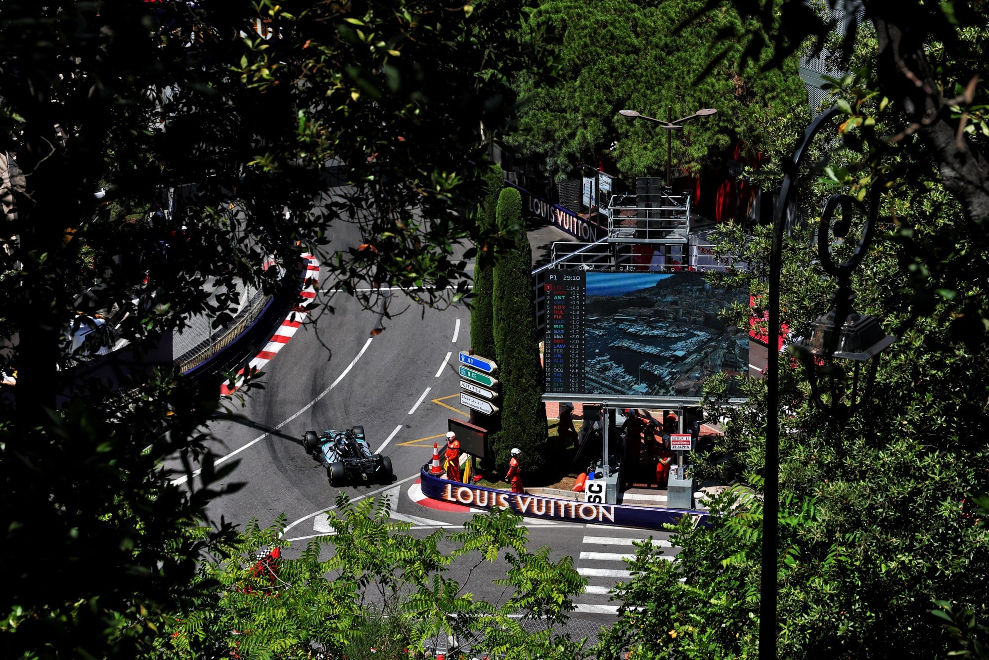 George Russell (GBR) Mercedes AMG Formula One Team W17.