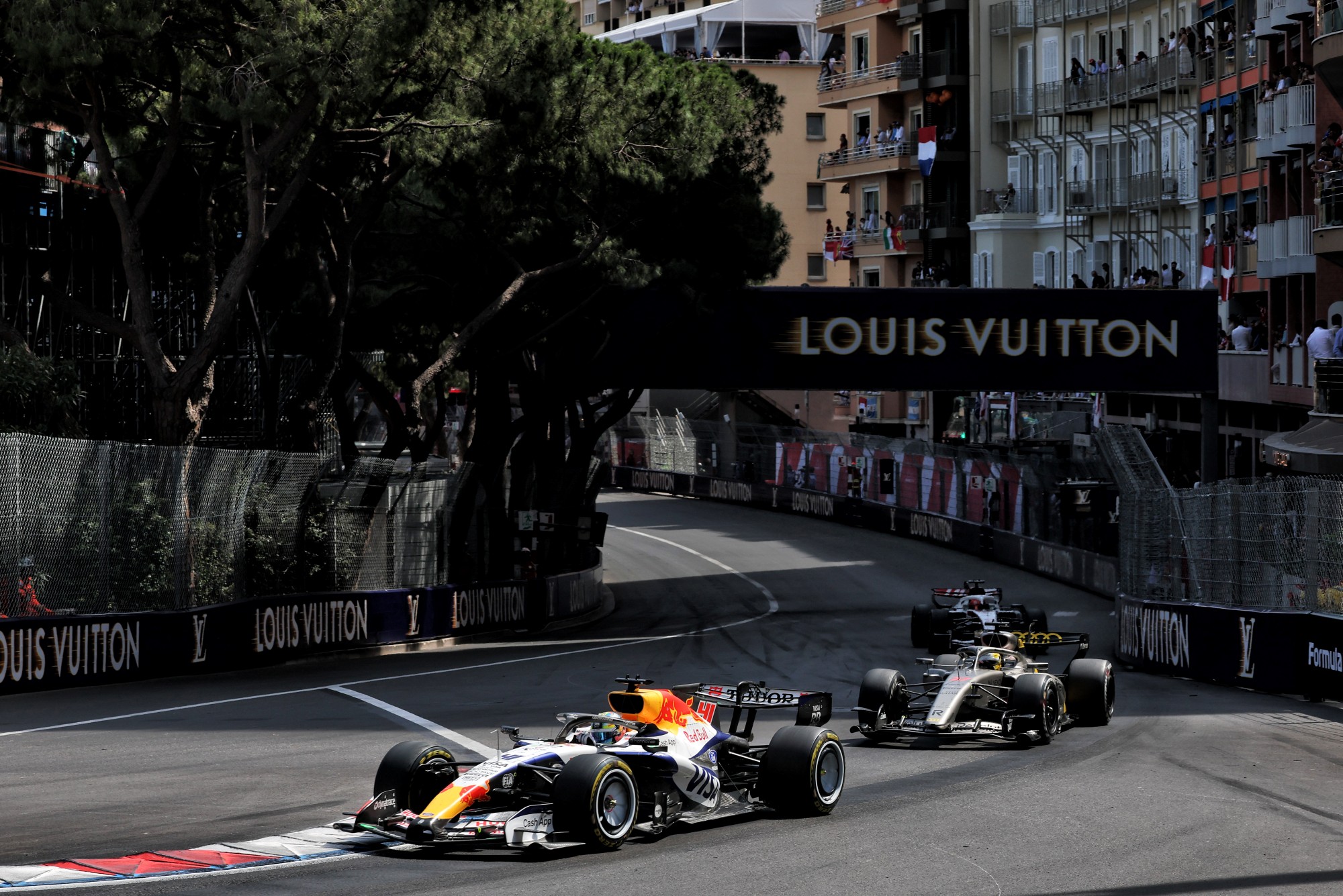 F1: Confira as imagens do GP de Mônaco 2026 Arvid Lindblad (GBR) Racing Bulls Formula One Team VCARB 03.