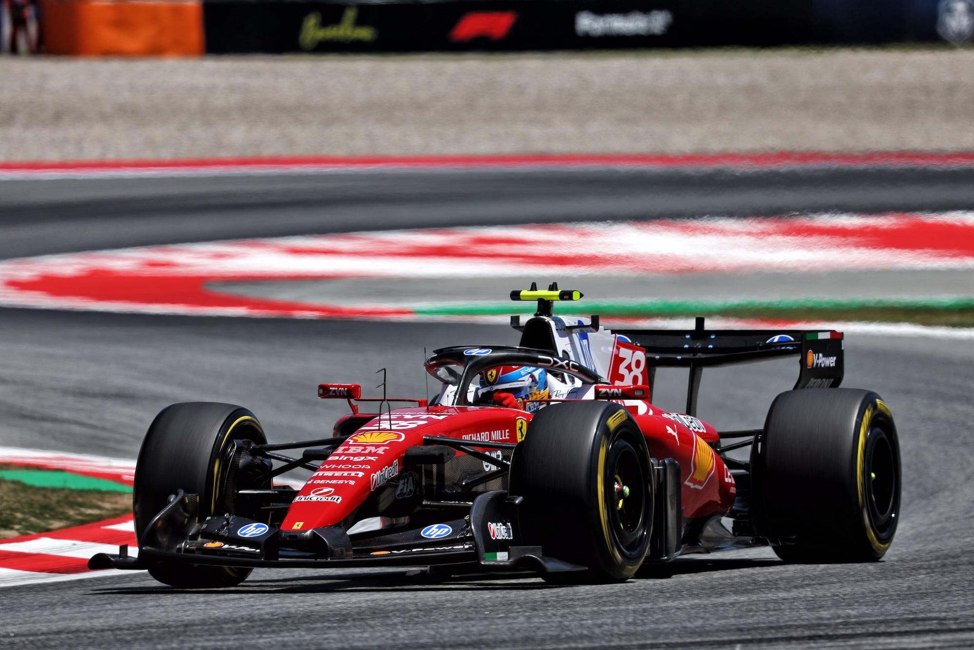 Confira a classificação do campeonato da F1 2026 após o GP de Barcelona Dino Beganovic (SWE) Scuderia Ferrari SF-26 Academy Driver.