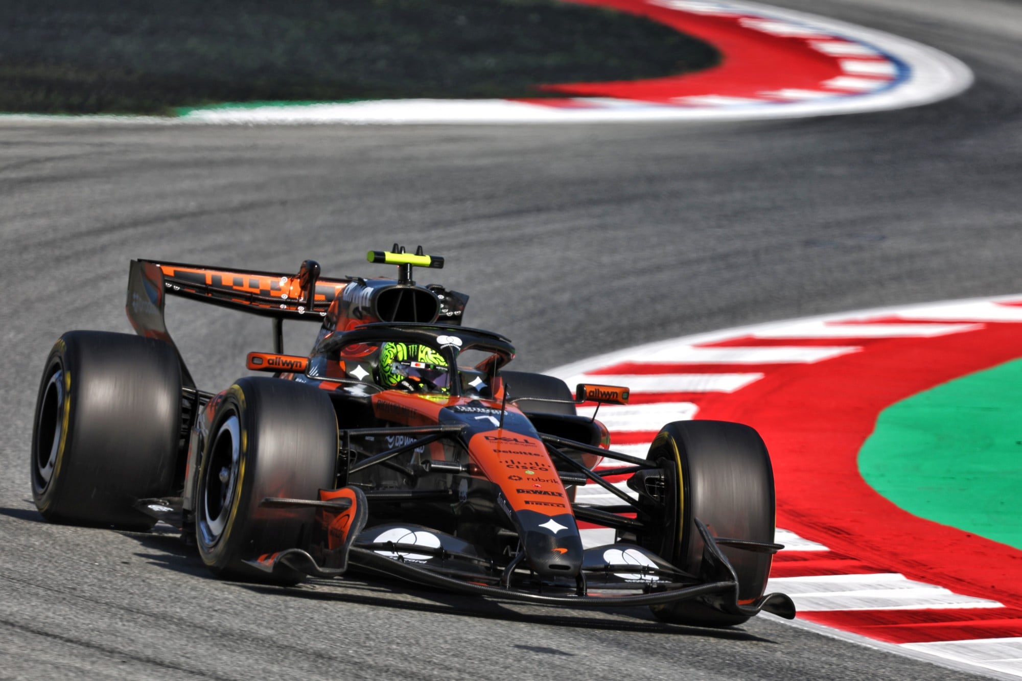 F1: Confira as imagens do primeiro dia do GP de Barcelona 2026 Lando Norris (GBR) McLaren F1 Team MCL40
