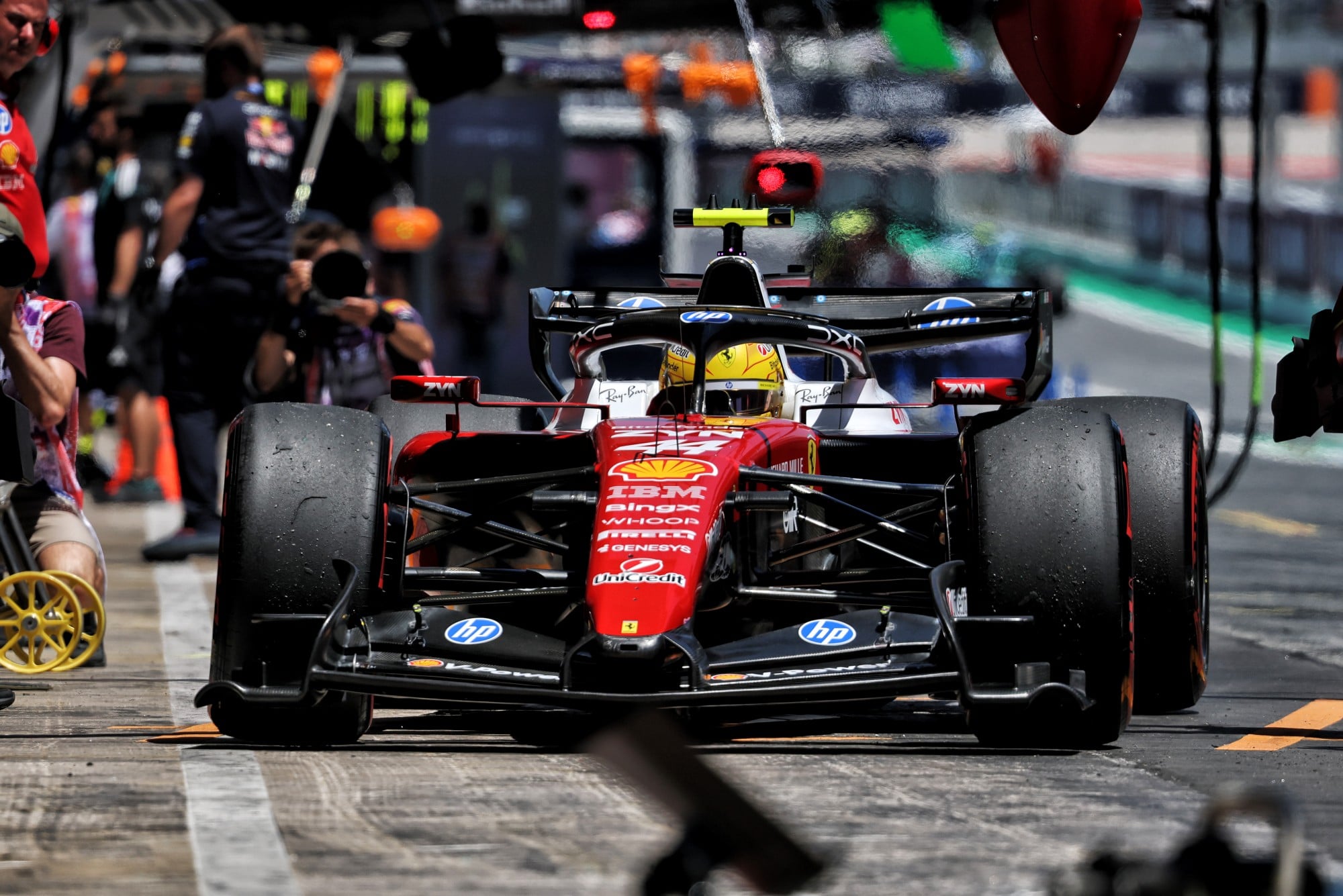 Lewis Hamilton (GBR) Scuderia Ferrari SF-26 in the pits.