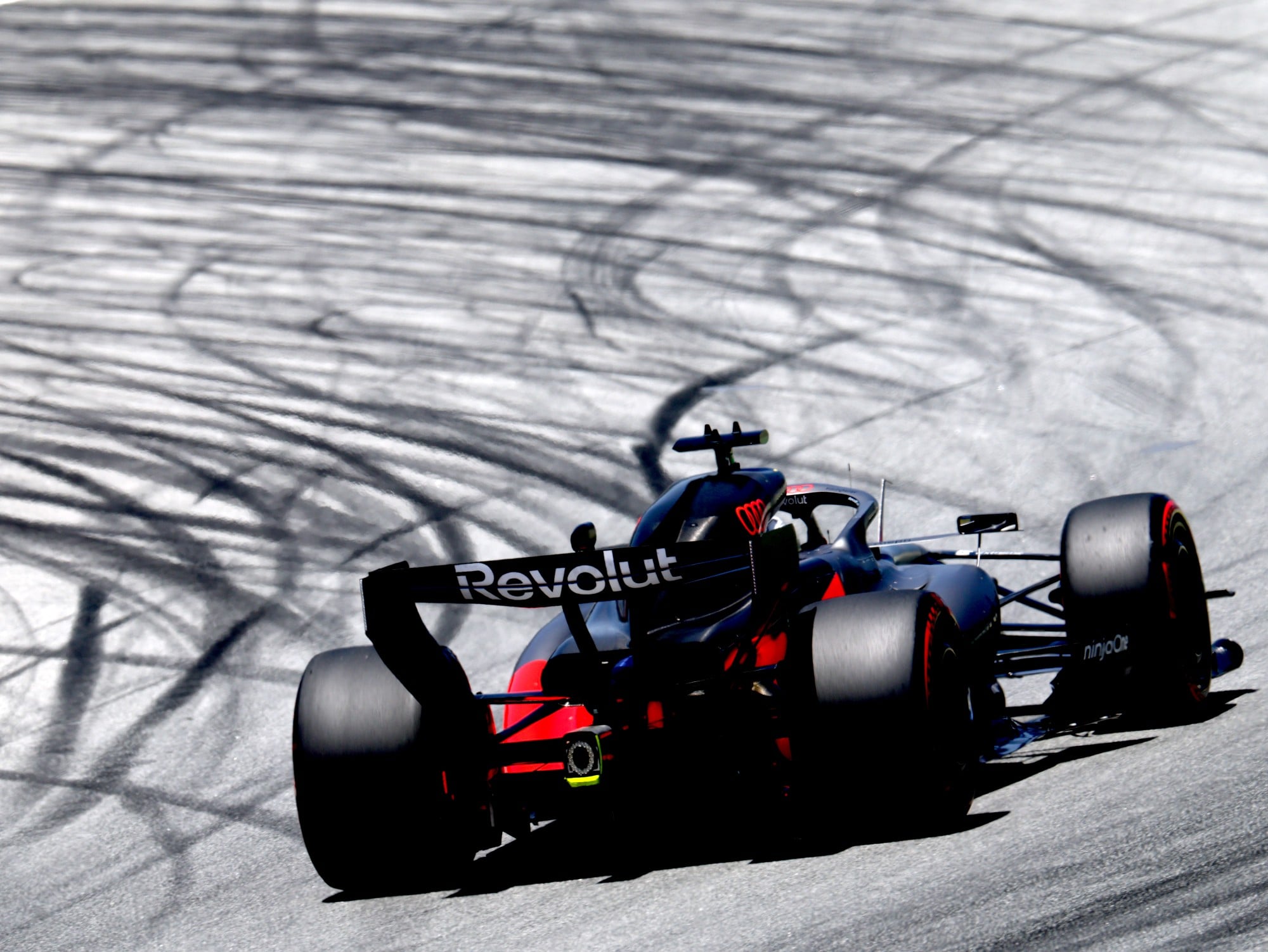 Nico Hulkenberg (GER) Audi F1 Team R26.