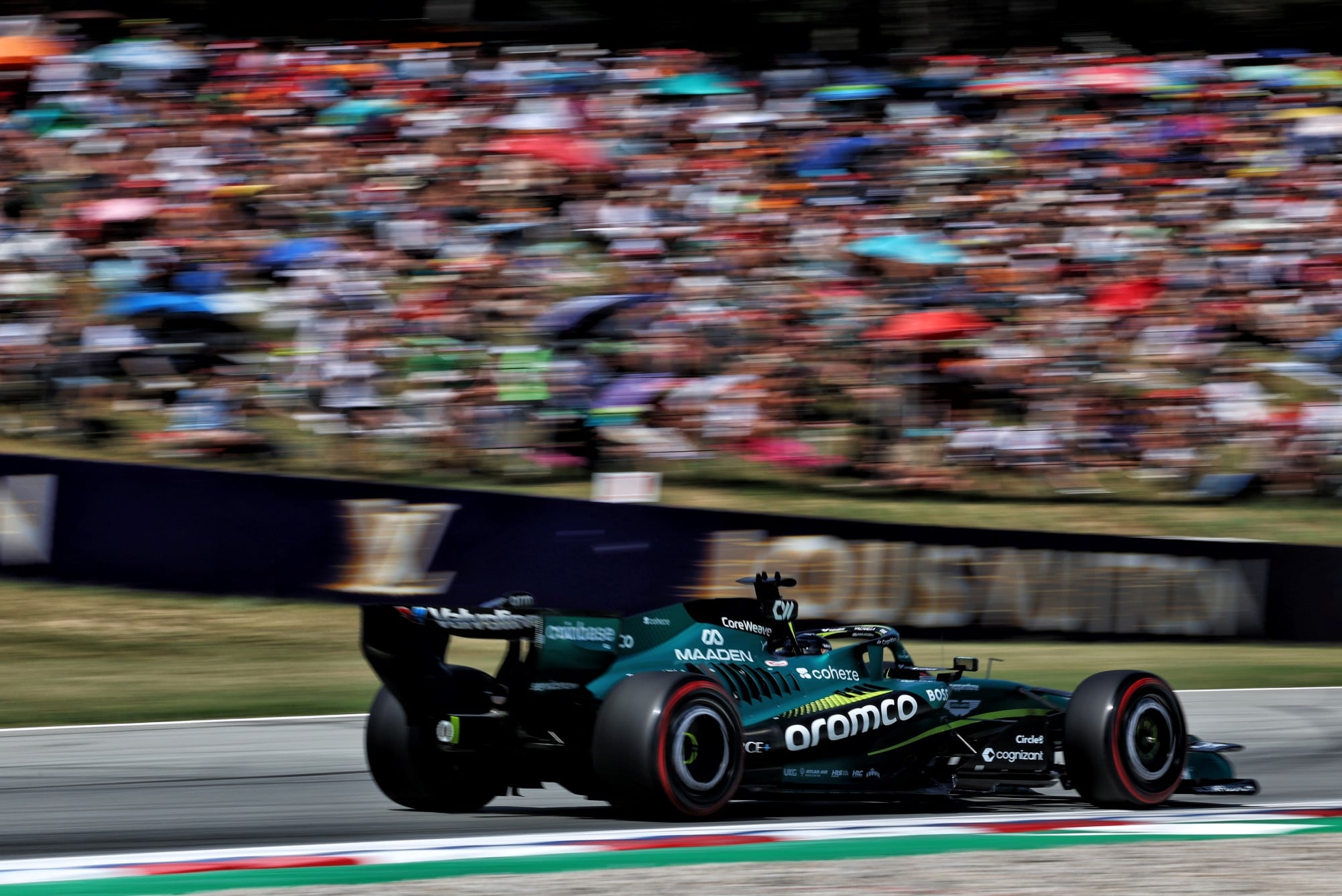 Lance Stroll (CDN) Aston Martin F1 Team AMR26.
