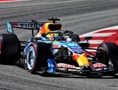 F1: Lindblad elogia carro após top 10 no GP de Barcelona