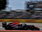 F1: Hadjar admite surpresa com desempenho da Red Bull na classificação em Barcelona