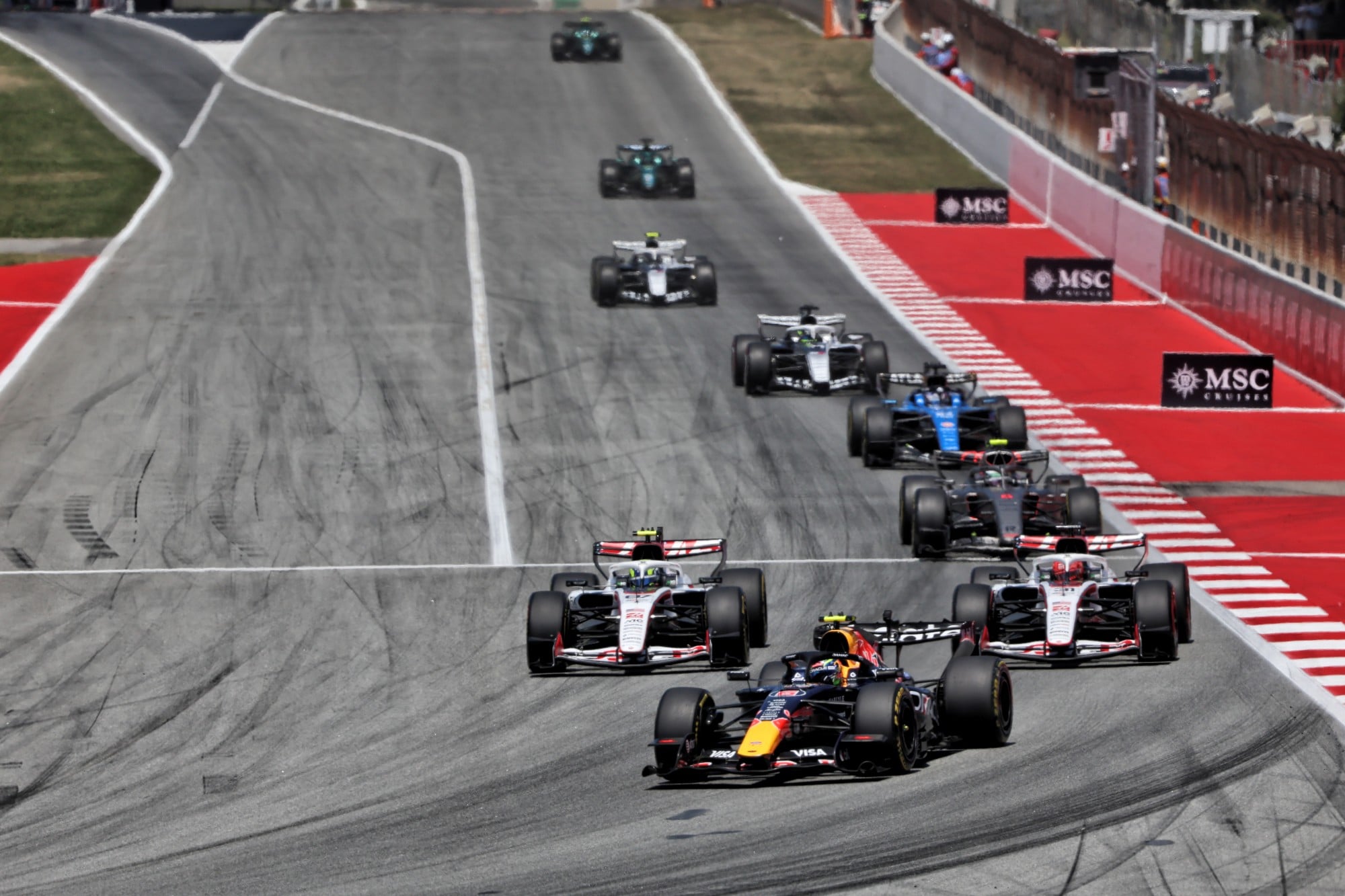 F1: Confira as imagens do GP de Barcelona 2026 Isack Hadjar (FRA) Red Bull Racing RB22.