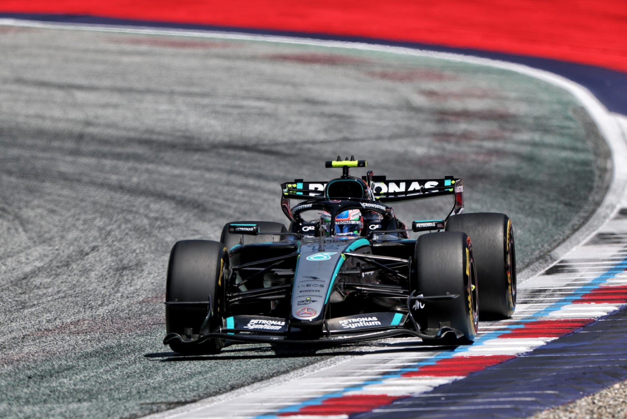 F1: Mercedes desiste de recorrer da punição de Antonelli
