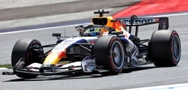 F1: Lindblad celebra estreia em sua corrida em casa na Inglaterra