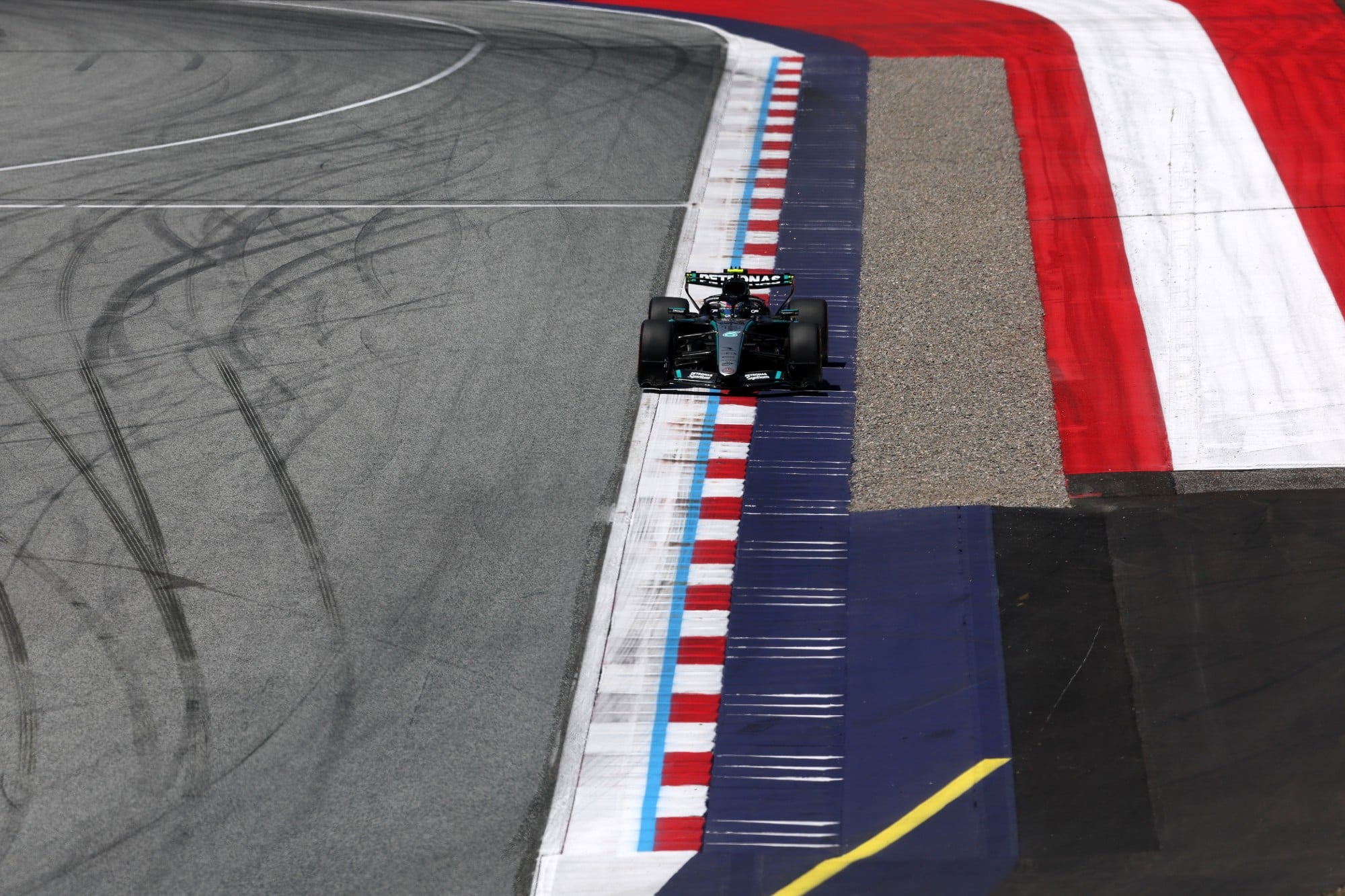 F1: Antonelli volta a colocar Mercedes na ponta e lidera segundo treino do GP da Áustria
