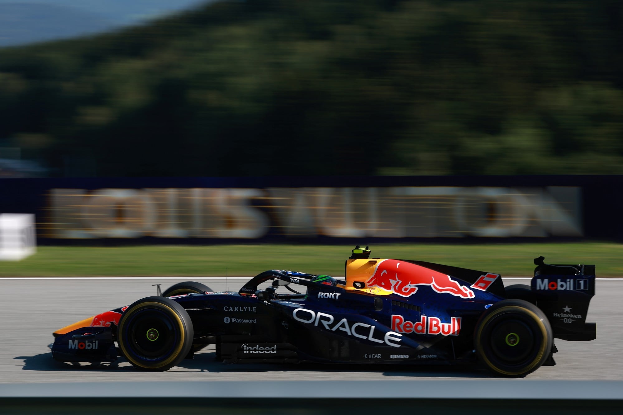 Isack Hadjar (FRA) Red Bull Racing RB22.