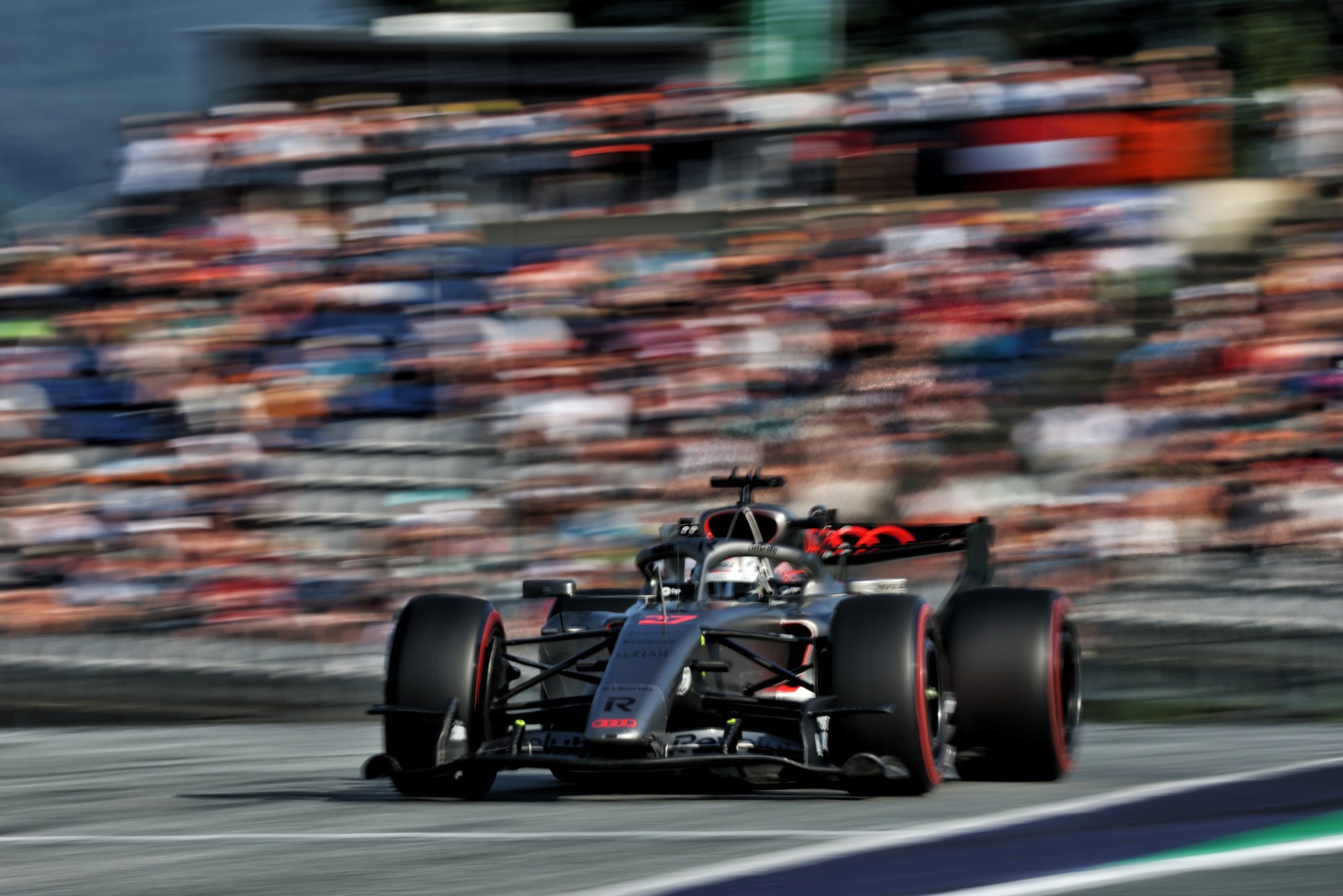 Nico Hulkenberg (GER) Audi F1 Team R26.