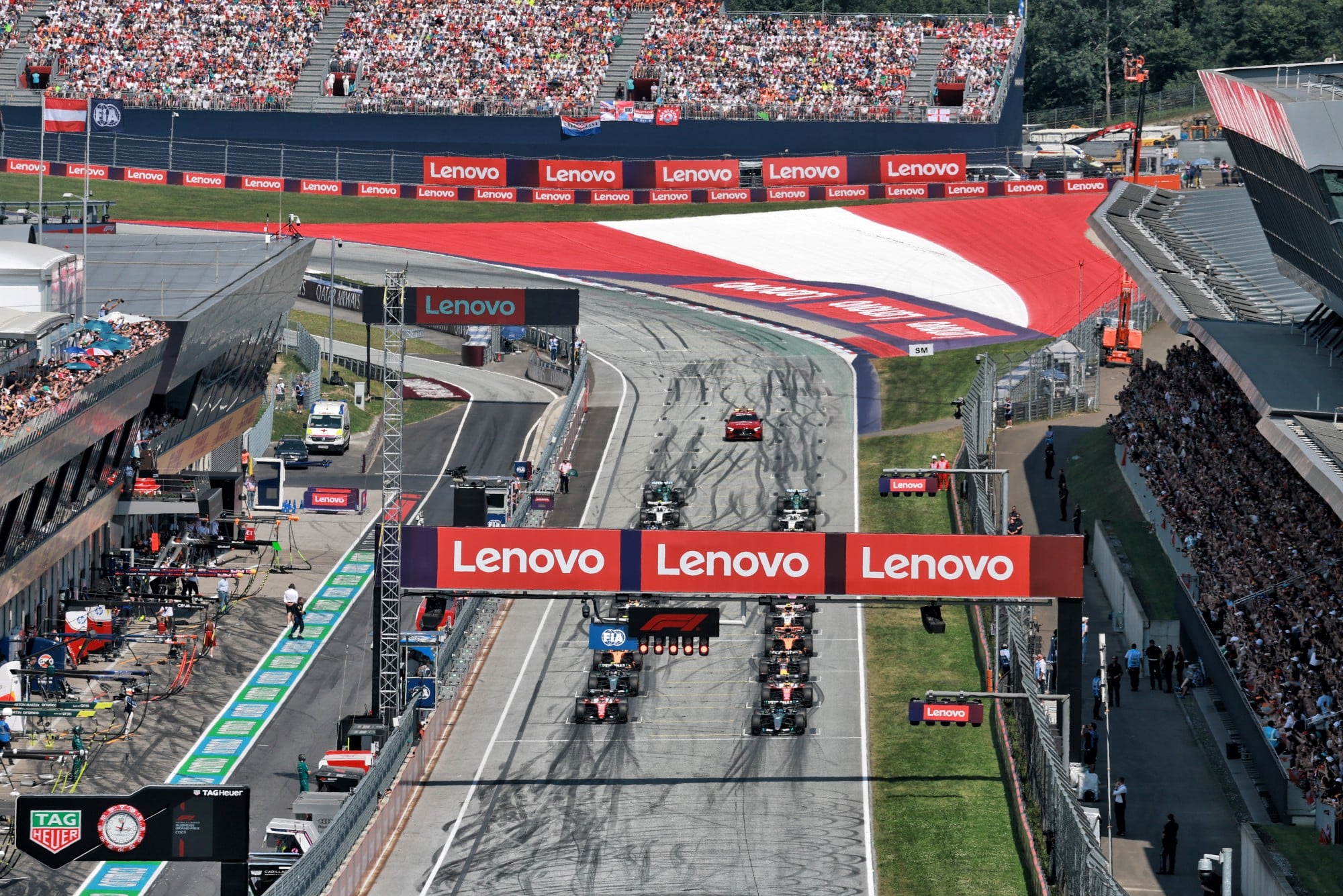 George Russell (GBR) Mercedes AMG Formula One Team W17 leads at the start of the race.