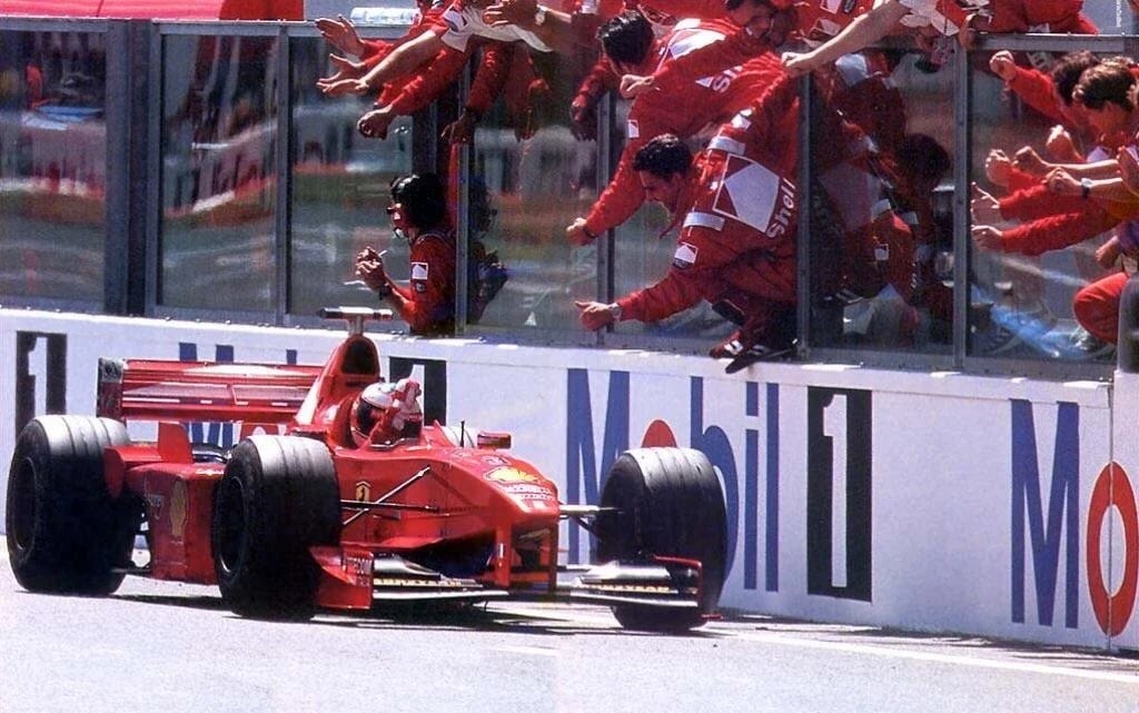 F1: França viu vitória de Schumacher em dia de classificação dos Bleus na Copa de 1998 Michael Schumacher
