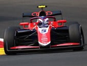 F3: Slater fatura pole na Bélgica em classificação marcada por acidente