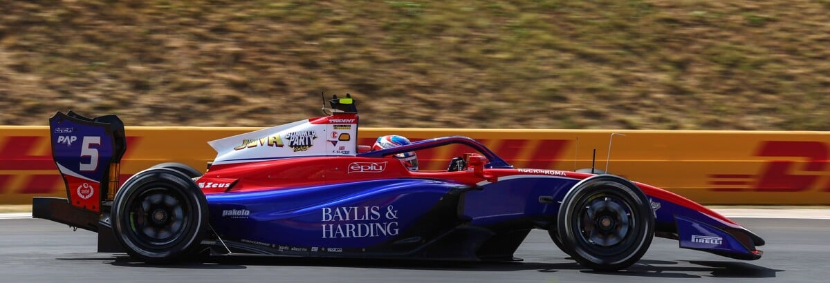 Slater lidera único treino da F3 na Hungria. Clerot anota terceiro tempo Slater lidera único treino da F3 na Hungria. Clerot anota terceiro tempo