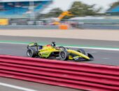 Rafael Câmara conquista top-5 em Silverstone e segue entre os líderes da F2