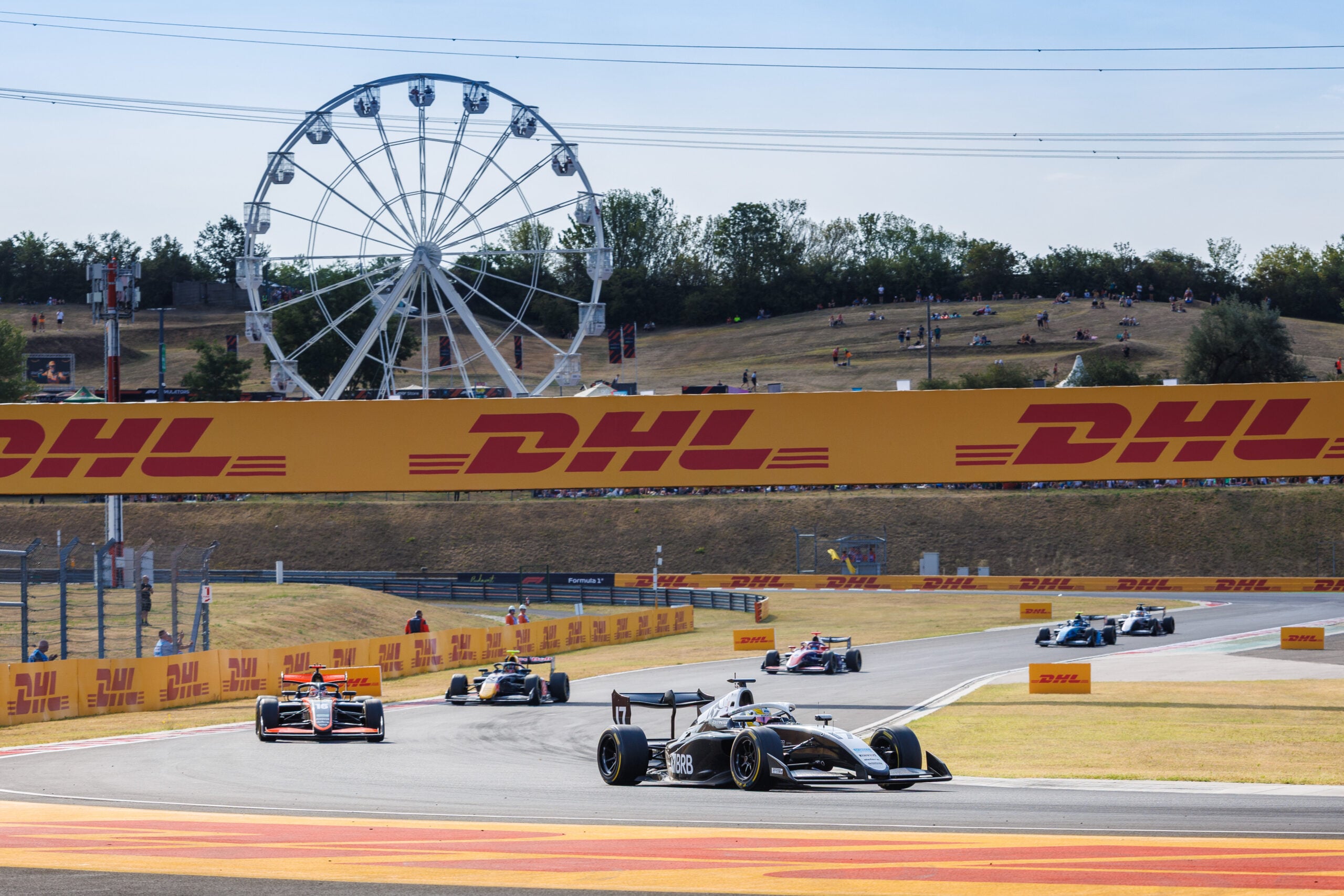 F3: Pedro Clerot escala 11 posições e é destaque na corrida principal na Hungria