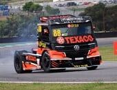 Vencedora da primeira corrida noturna da Copa Truck, R9 Competições acelera em desafio inédito em Cuiabá