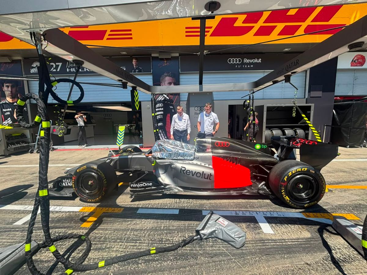 Bastidores da F1: avaliação do novo Audi Q3 em viagem de Munique ao Red Bull Ring Bastidores da F1: avaliação do novo Audi Q3 em viagem de Munique ao Red Bull Ring