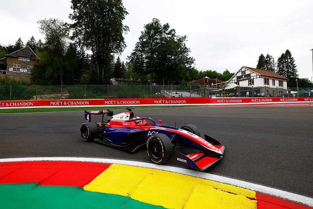 F3 pune 11 pilotos após classificação na Bélgica