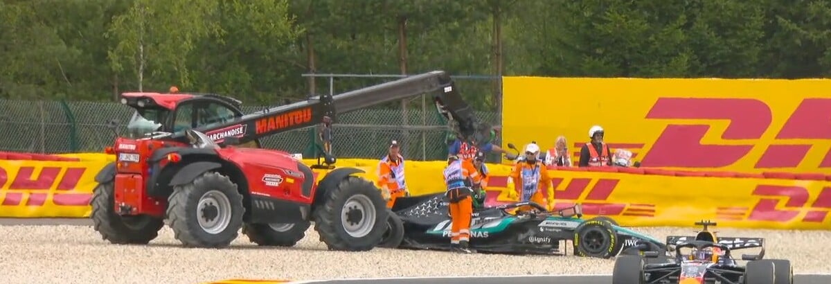 F1: Russell se diz irritado por problema de bateria na Bélgica: "Foi perigoso" F1: Russell se diz irritado por problema de bateria na Bélgica: “Foi perigoso”