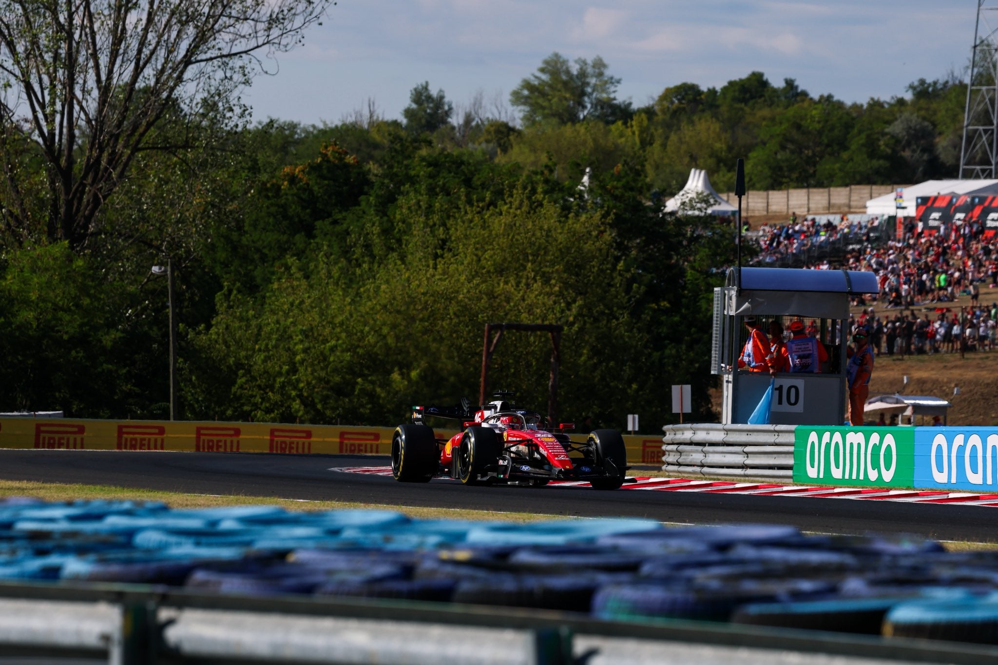 F1: Hamilton puxa 1-2 da Ferrari no segundo treino do GP da Hungria F1: Hamilton puxa 1-2 da Ferrari no segundo treino do GP da Hungria