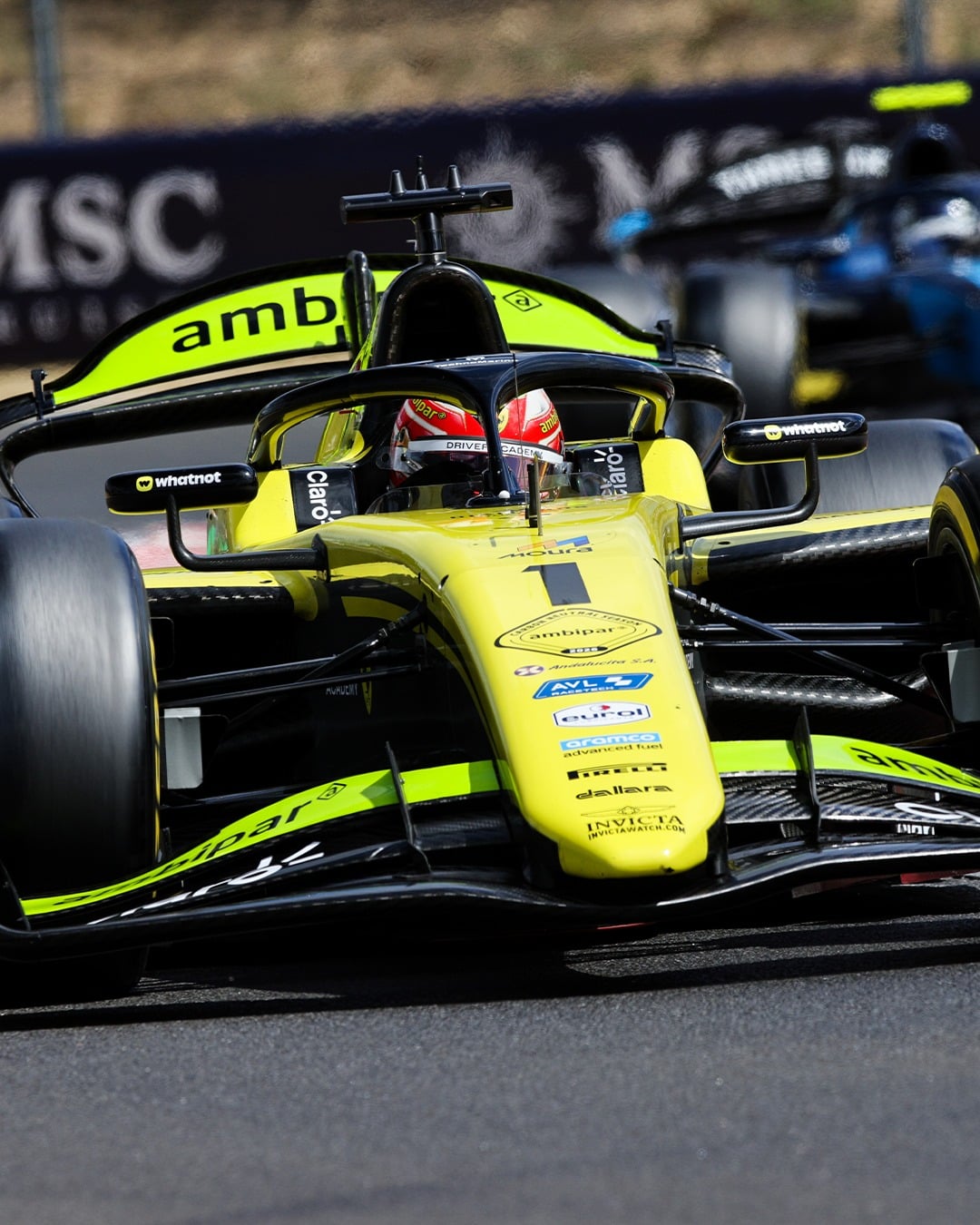 Rafael Câmara conquista pódio na Hungria e se aproxima dos líderes do campeonato da F2 Rafael Câmara