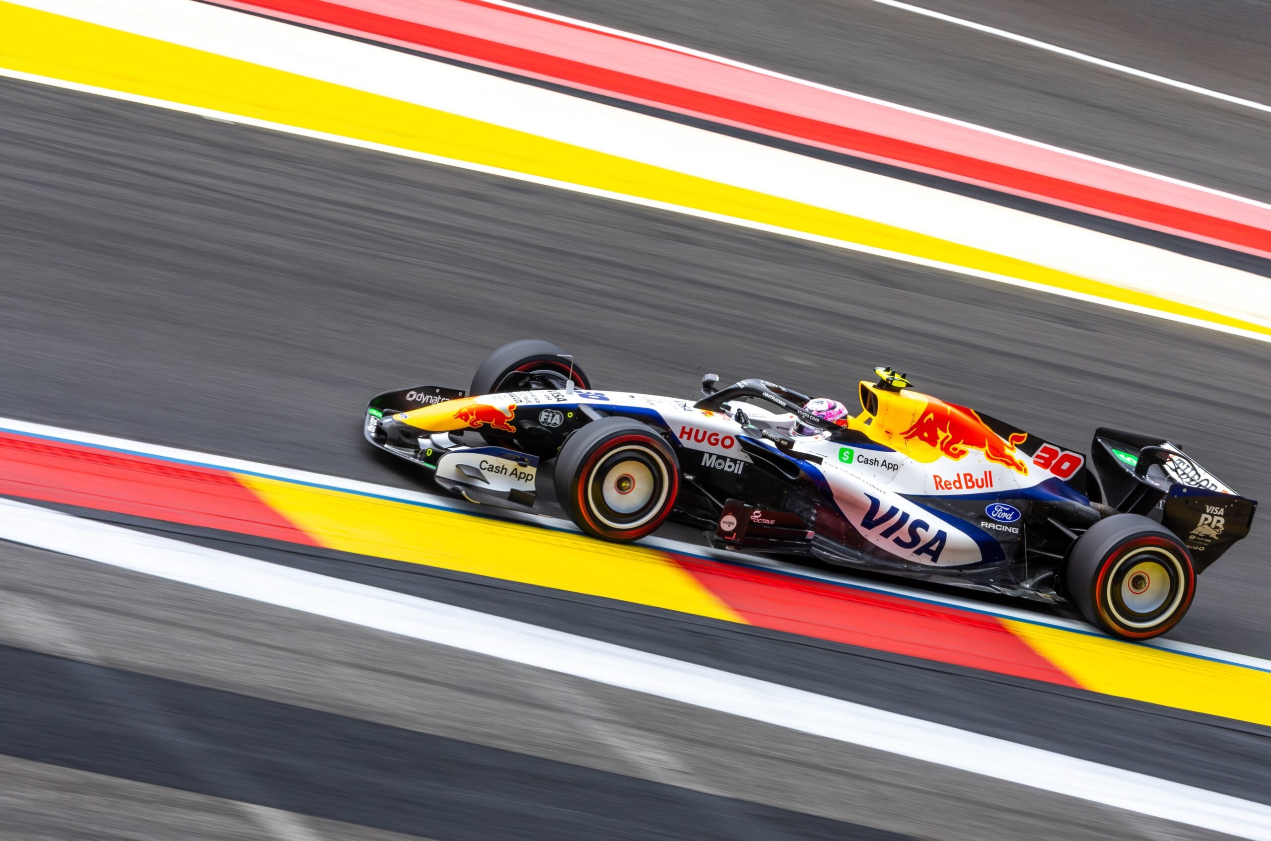 F1: Permane revela como Lawson reagiu após deixar a Red Bull F1: Permane revela como Lawson reagiu após deixar a Red Bull