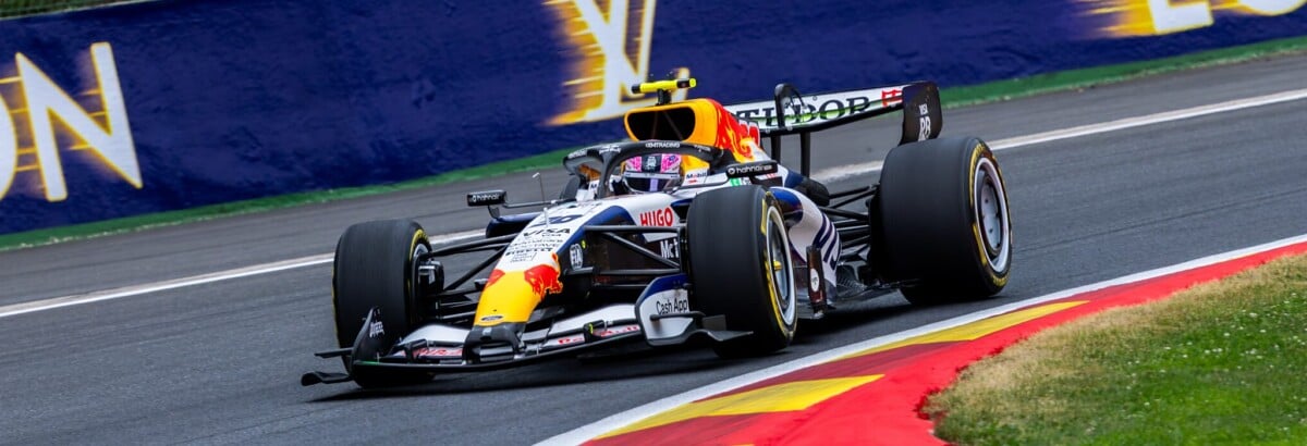 F1: Lawson explica desvantagem após ficar sem atualização na Racing Bulls F1: Lawson explica desvantagem após ficar sem atualização na Racing Bulls
