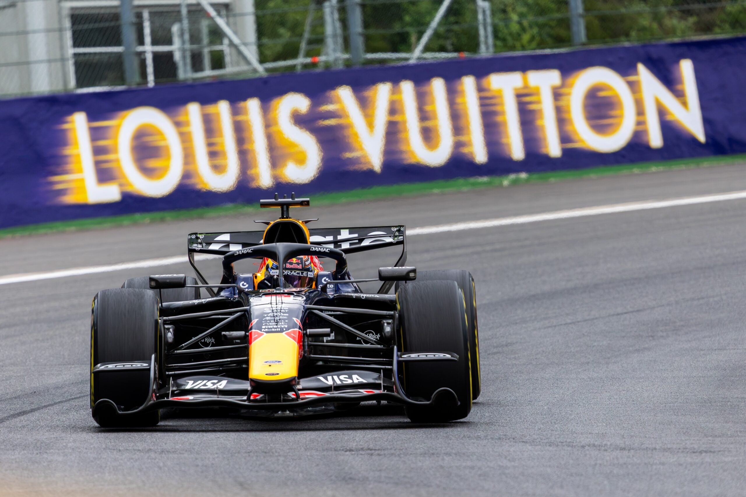 F1: Quais foram os ganhos de Verstappen com vácuo de Hadjar na classificação em Spa Max Verstappen (Red Bull) - GP da Bélgica F1 2026