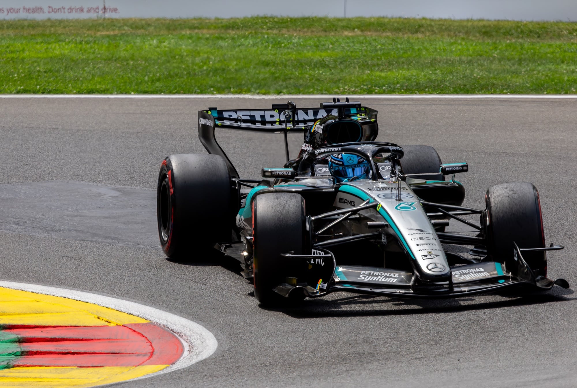 F1: Wolff divide culpa entre Mercedes e Russell por problemas de potência na Bélgica F1: Wolff divide culpa entre Mercedes e Russell por problemas de potência na Bélgica