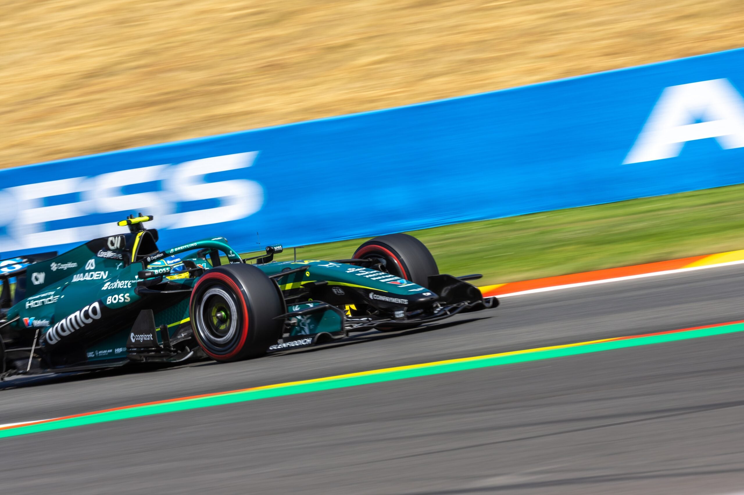 F1: Alonso descarta usar temporada atual da Aston Martin como base para decisão de 2027 F1: Alonso descarta usar temporada atual da Aston Martin como base para decisão de 2027